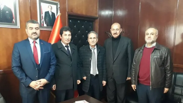 DES(DEMOKRAT EĞİTİMCİLER SENDİKASI) MHP'Yİ ZİYARET ETTİ