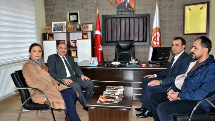 Vali Kaban, Berberler ve Kuaförler Odasını ziyaret etti