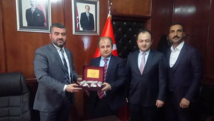 Baro Başkanı Avşar'ı Ziyaret Etti:
