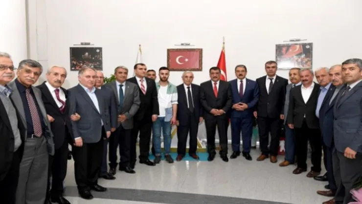 Esnaf Ve Sanatkâr Camiası Başkan Gürkan'ı Ziyaret Etti