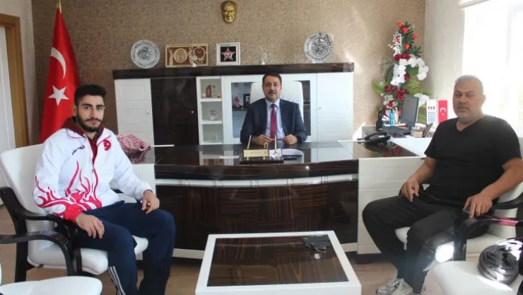 SPORCUMUZ YAKUP YİĞİT KİCK-BOKS DÜNYA ŞAMPİYONASINA GİDİYOR