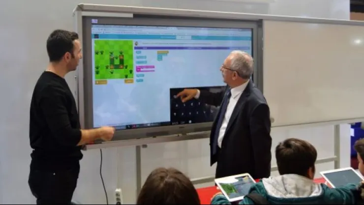 FATİH Projesi ve EBA, İstanbul Kitap Fuarı'nda tanıtılıyor