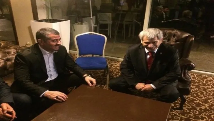 Avşar MHP'nin Antalya toplantısına katıldı