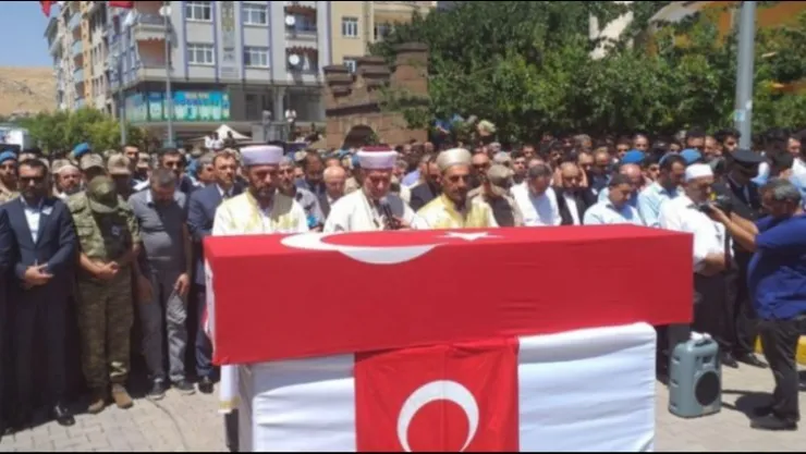 Şehit Uzman Çavuş son yolculuğuna uğurlandı