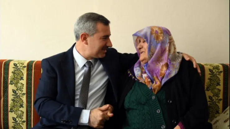 Yeşilyurt Belediye Başkanı Mehmet Çınar'dan Yeni Yıl Mesajı