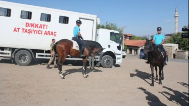 Harput'ta Atlı Jandarma Birliği Göreve Başladı