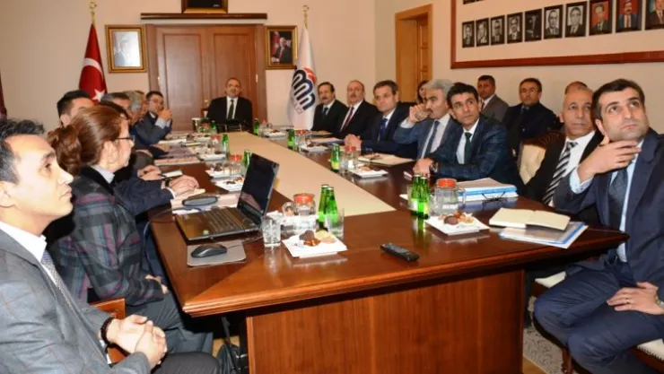 Vali Kaban Başkanlığında 'Mera Komisyonu' Toplantısı Yapıldı