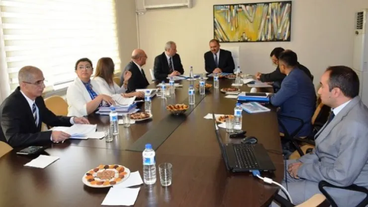 Vali Kaban, Yikob'da İncelemelerde Bulunup Brifing Aldı