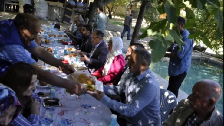 İsot ve Peynirli Ekmek Günü Düzenlendi