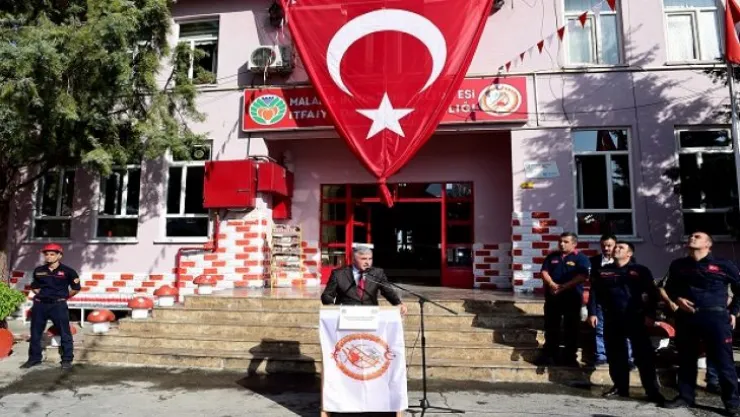 İtfaiye teşkilatının kuruluşunun 303. yıl dönümü düzenlenen programla kutlandı