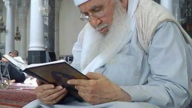 Elazığ'ın tanınmış kanaat önderlerinden olan Şeyh Cemil Baba Hakka Yürüdü...