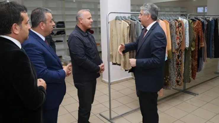 Elazığlılar Hayır Çarşısını Sahiplendi