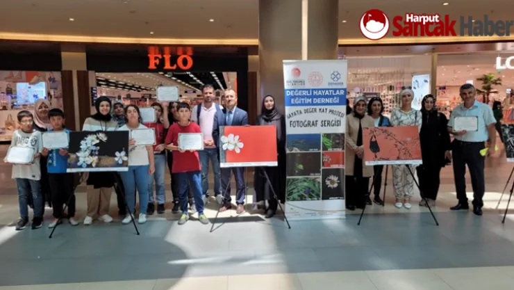 Fotoğraf Sergisi Övgü Topladı