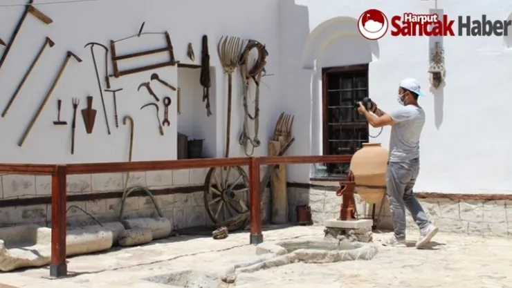 Fotoğrafseverler, Battalgazi'deki Tarihi Mekanları Gezdi
