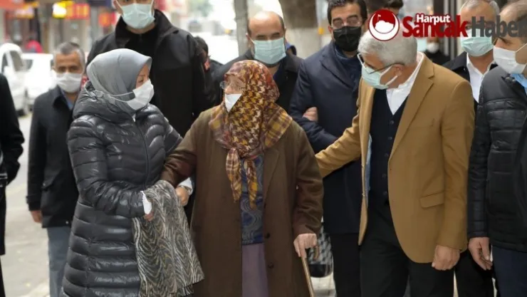 Fuzuli Caddesi'ndeki Depremzedelerin Sıkıntıları Çözüldü