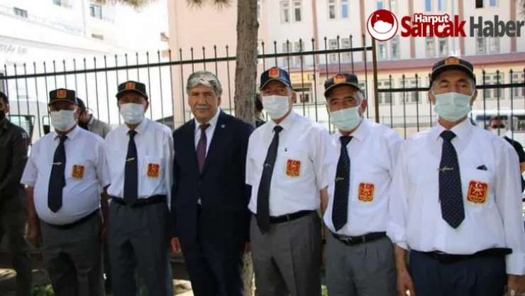 Gaziler Günümüz Kutlu Olsun.