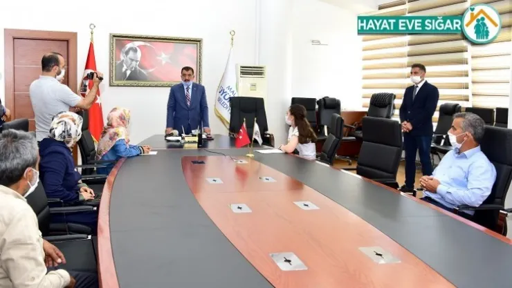 Gençler, 19 Mayıs'ı Yazdı