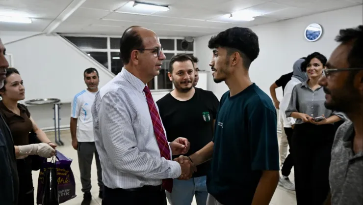 Gençlerimizin Enerjisi Ve Vizyonu Geleceğimize Işık Tutuyor