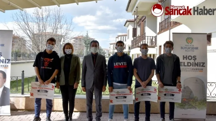 Gençlik Merkezi Masa Tenisi Turnuvası Sona Erdi