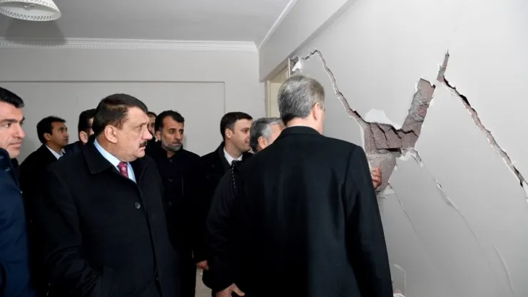 Gürkan: Tüm Ekiplerimiz Sahada Çalışmalarına Devam Ediyor