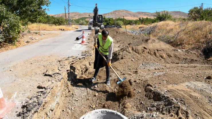 Hacıyusuflar'a 1.780 Metre Kanalizasyon Hattı
