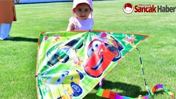 Hayaller Gökyüzünü Renklendirdi