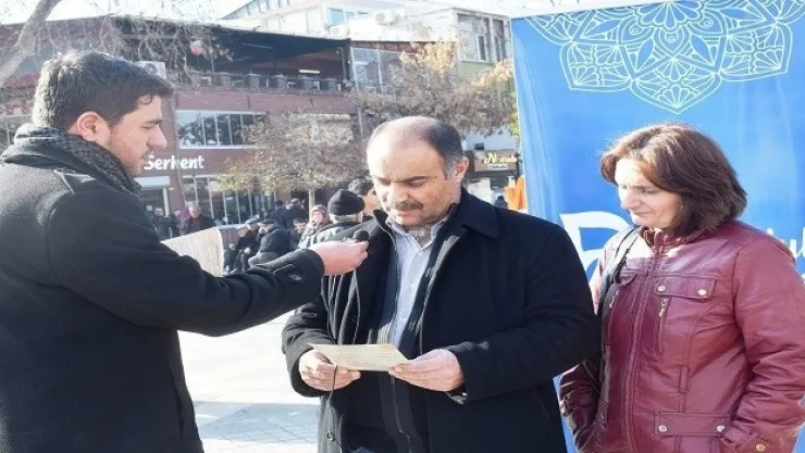 Herkes Komşuluğu Arıyor