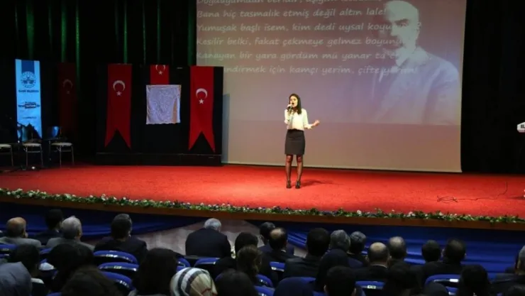 İstiklal Marşı'nın Kabulünün 96. Yılında Mehmet Akif Anıldı