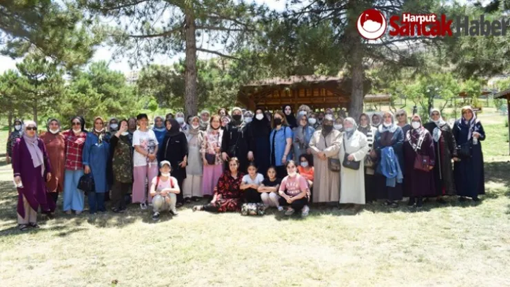 Kadın Meclisi Beydağı Tabiat Parkı'nda Bir Araya Geldi