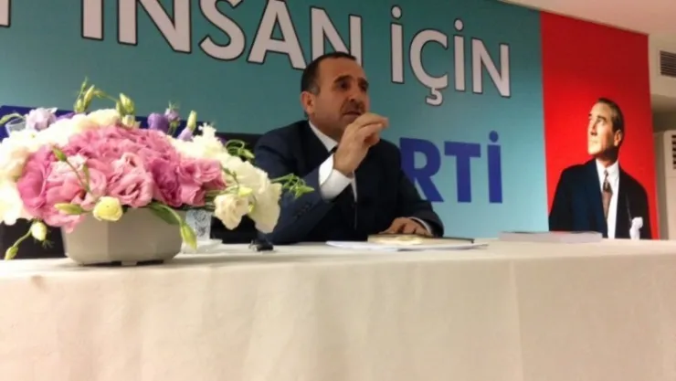 Karslı'dan AKP'ye '5 Vakit' çelişki göndermesi