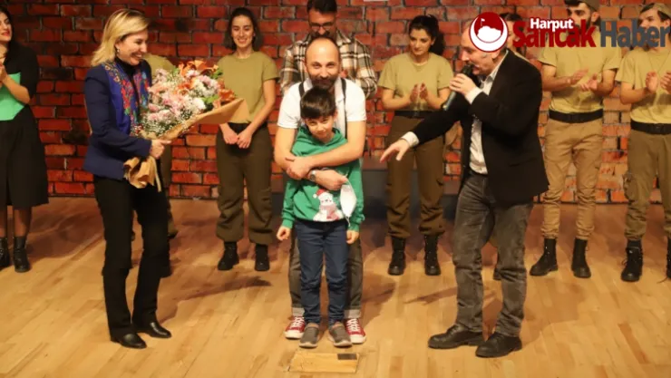 Kartal Belediye Tiyatrosu'nun Yeni Oyunu Sahneye Konuldu