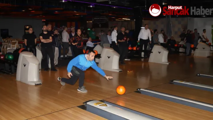 Kartal Belediyesi'nde Bowling Turnuvası Heyecanı