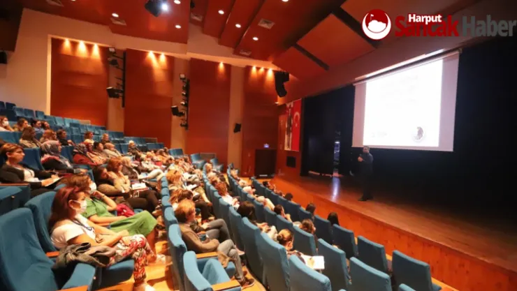 Kartal Belediyesi'nden, Kartallı Kadınlara Dijital Girişimcilik Semineri