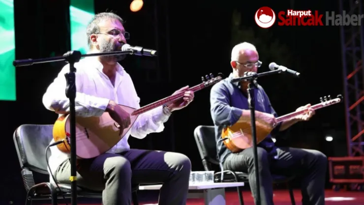 Kartal'da, Usta Sanatçılar Türkülerini Barış İçin Söyledi