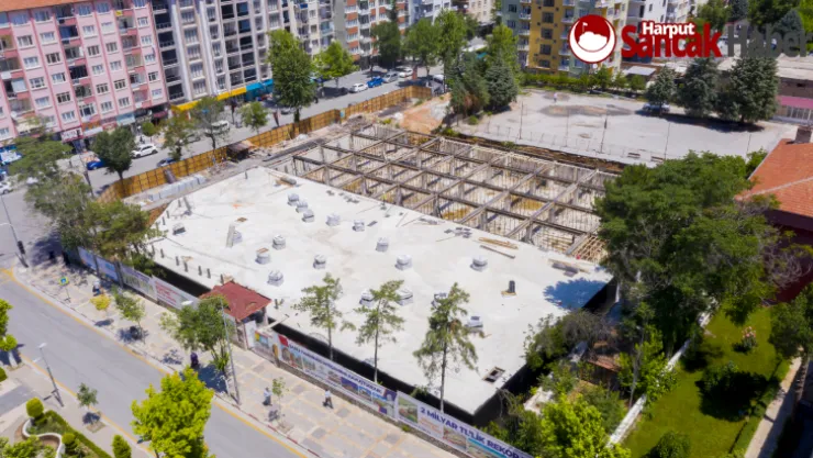 Kent Meydanı Çalışmaları Devam Ediyor