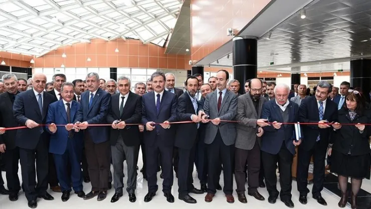 KENZ-İ MAHFİ: GİZLİ HAZİNELER SERGİSİ AÇILDI