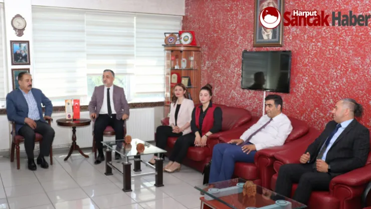 Keskin'den Bakan Özer'e Tepki Eğitim Sorununu Çözdünüz, Ekmek mi Kaldı?