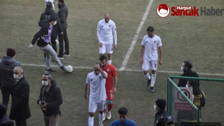 Kına Yakın, Küme Düştük!