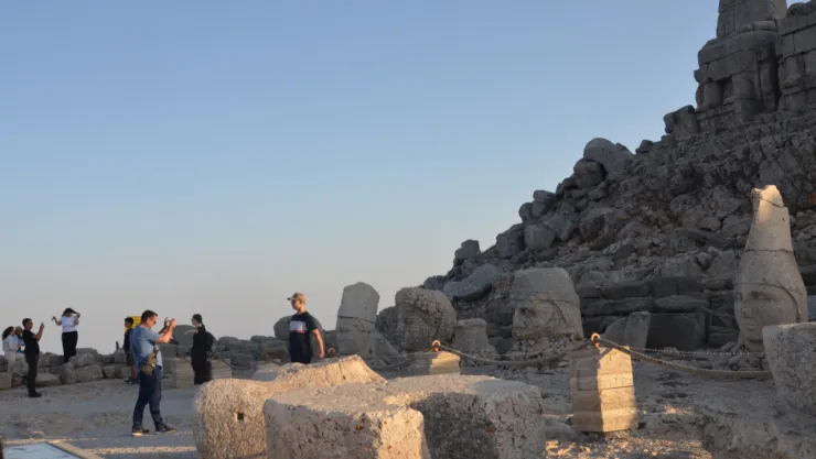 Kültürler Nemrut'ta Buluştu