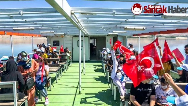 Lgs'ye Girecek Öğrenciler İçin Feribot Turu