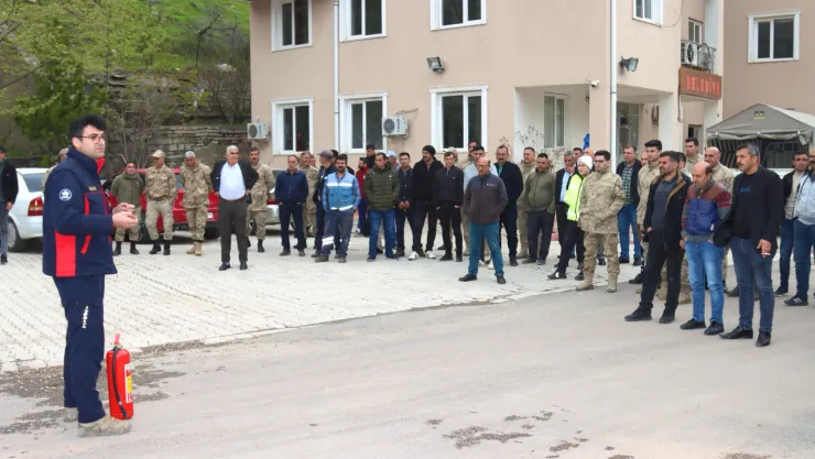 Maden'deki Tüm Kamu Personeline Yönelik Eğitim Programı Düzenledi