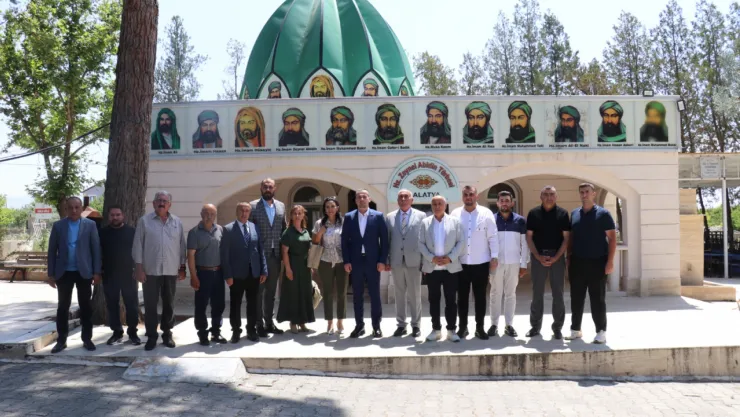 Maginder'den Zeynel Abidin Türbesine Ziyaret