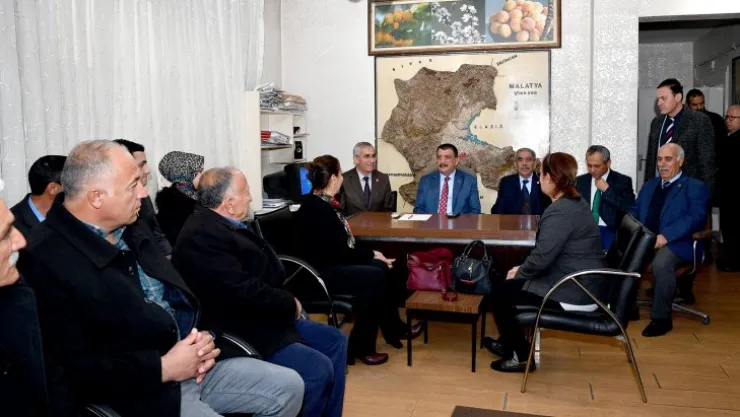 Mahalle ve Malatya Hakkında Fikir Alış Verişi Yapmaktır