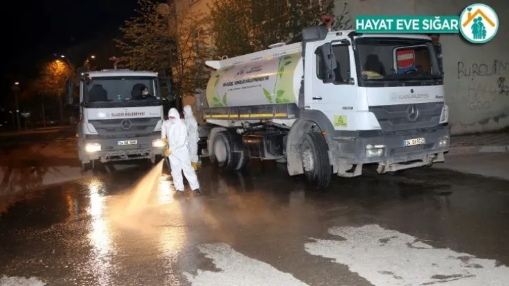 Mahallelerde Hijyen Çalışması Sürüyor