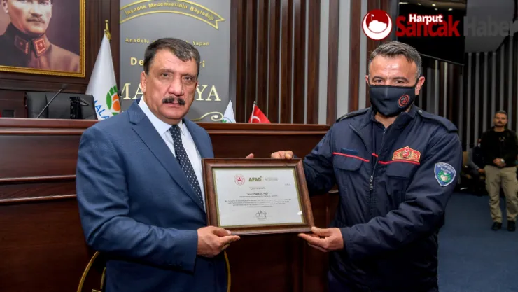 Malatya Büyükşehir Belediyesi Afetzedelerin Yardımına Koşmuştu