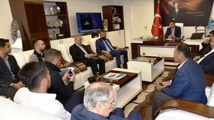 Malatya Tarım Platformu Yönetimi, Başkan Gürkan'ı Ziyaret Etti