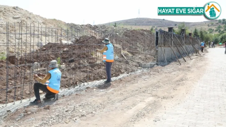 Mezarlık Alanlarında Peyzaj Çalışmaları Devam Ediyor