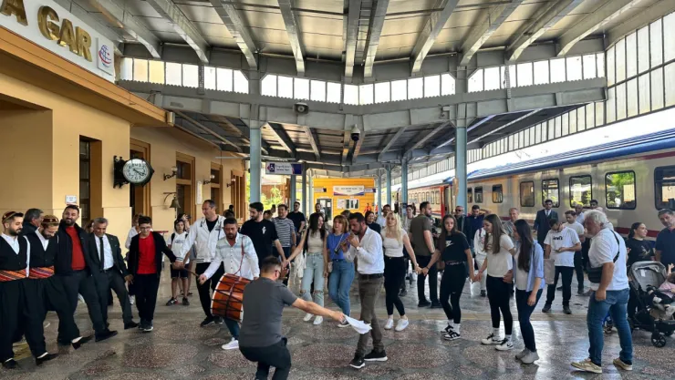 'MEZOPOTAMYA EKSPRESİ' Yolcularını Büyükşehir  Misafiri