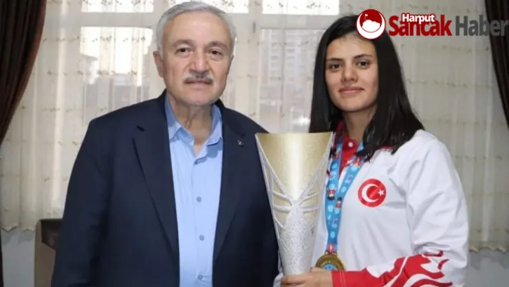 Milletvekili Demirbağ, Şampiyon Sıla Kartal'ı Ziyaret Etti