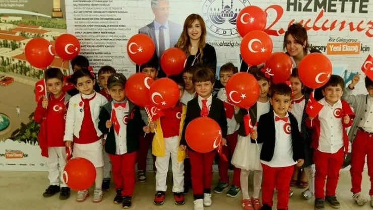 Miniklerden Elazığ Belediyesi'ne Bayram Ziyareti